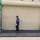 ابواب رول محلات عرض 4.50 متر في ارتفاع 3 متر كامل .