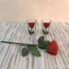 ورد احمر كاسات أواني منزليه