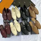 شوزات نسائية