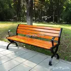 كراسي الحدائق مقعد خشبي مضلع مناسب لاستخدام الخارجي