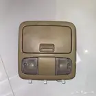 لمبة سقف امامية كامري 2006 امريكي