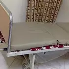 سرير حديد ذو الاحتياجات الخاصة
