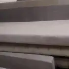 كنب شبه جديد نظيف للبيع ثلاث قطع من 2متر وزاوية
