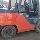 فوركلفت رافعه شوكيه للايجار