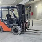 فوركلفت رافعه شوكية للايجار