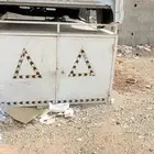 للبيع صندوق هايلكس يركب ع غماره