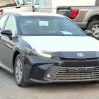 كامري E بنزين اسود 2025