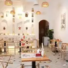 محل مطعم لتقبيل المونسية
