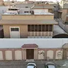 فيلا للبيع في حي السويدي المساحة 400 م