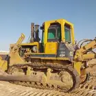 بلدوزر للجار كوماتسو