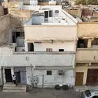 للبيع عمارة سكنية المساحة 200 م