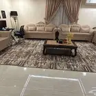 كنب للبيع اربع قطع كل قطعة تحمل ثلاثة اشخاص للبيع مع الستا