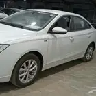 ام جي 5 استاندر موديل 2025