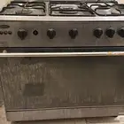 ثلاجه وفن غاز