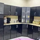 دولاب مطبخ للبيع مع المغسله