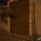 استاند لوحة مقاس 2 في 2 تقريبا  للبيع الموقع بيشة