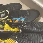 جزمات كوره استخدام نظيف مكانهم جديدين بس الحوافر متوفر