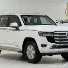 تويوتا لاندكروزر GX.R.2025.L4هدد تنفس طبيعي خليجي بنزين