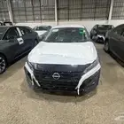 نيسان التيما موديل 2025 ستاندر ابيض ورصاصى