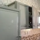 مطبخ مستعمل نظيف يحتاج صيانه فقط للمفصلات