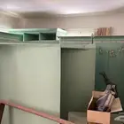 اثاث دواليب وكراسي