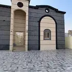 دور فاخر للبيع
