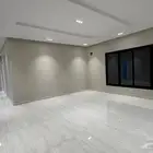 شقه دور اول فاخره للبيع بالدمام حي العروبة