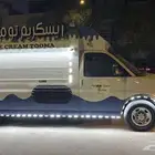 سيارة ايس كريم للبيع  مكينتين للآلة  6 احواض