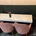 كراسي وطاولات وكنبات