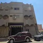 للبيع عمارة بالحرة الشرقية العريض
