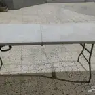 طاولات للبيع