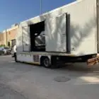 سطحه مغلقه موجود في جده