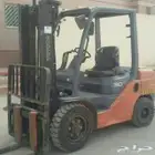 رافعات شوكيه وكرينات للايجار اليومي والشهري