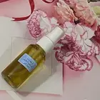 زيت لتطويل وتكثيف الشعر