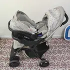 بيع عربة أطفال جراكو  بحالة جيدة.