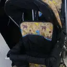 عربة أطفال توأم