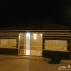 بيع شعر ملكي 8 5للبيع مع الكنب المراكي نضيف ع السوم