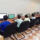 مدرس حاسب آلي ولدي خبرة بالكمبيوتر والأعمال الإدارية