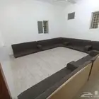 كنب ارضي خمس قطع واثنين زويه