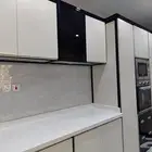 بس فوق رخام