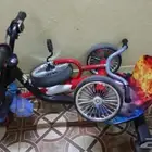 سكوتر خربان مع قطع سيكل صغير