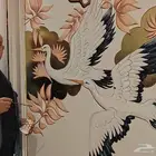 رسام محترف ننفذ رسم على جدران