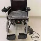 كرسي متحرك كهربائي