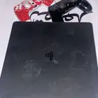 سوني 4 للبيع مع يدتين