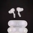 سماعة ايربودز له آخر اصدار
