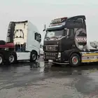 لوبد لاي تجاه داخل المملكة او خارجها