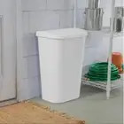 سلة مهملات