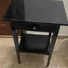 طاوله من ايكيا للبيع