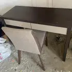 مكتب من هوم سنتر