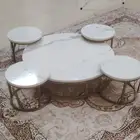 للبيع طاولة تقديم مع ملحقاتها